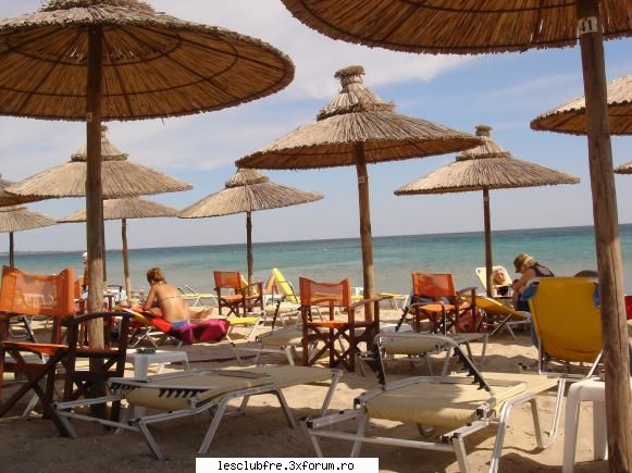 grecia...o plaja mica dar frumoasa poze...vor fi tot timpul nu?